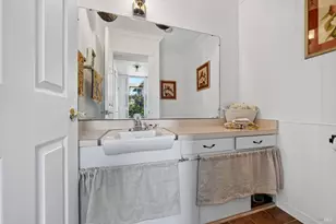 1072 Los Gamos Rd, San Rafael, CA 94903 - Photo 5