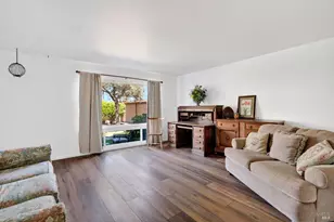 1072 Los Gamos Rd, San Rafael, CA 94903 - Photo 7