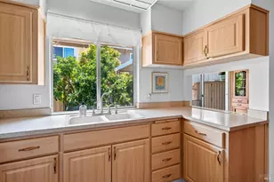 1072 Los Gamos Rd, San Rafael, CA 94903 - Photo 13