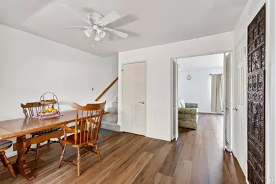 1072 Los Gamos Road #E, San Rafael, CA 94903 - Photo 9
