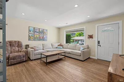 14 Bellevue Avenue, Napa, CA 94558 - Photo 5