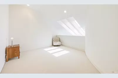 557 Biscayne Drive, San Rafael, CA 94901 - Photo 23