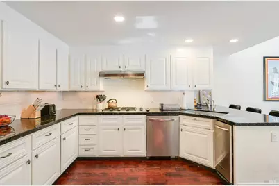 557 Biscayne Drive, San Rafael, CA 94901 - Photo 21