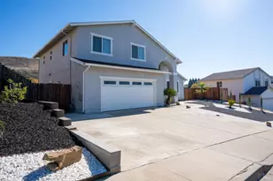 457 Violet Rd, Hercules, CA 94547 - Photo 3