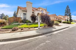 231 Sungate Ct, Vacaville, CA 95688 - Photo 37
