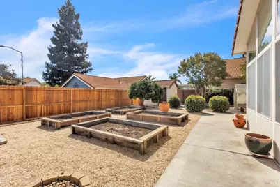 231 Sungate Court, Vacaville, CA 95688 - Photo 31