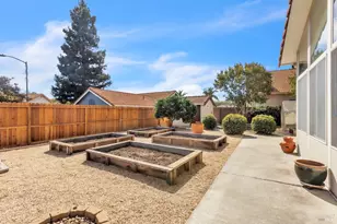 231 Sungate Ct, Vacaville, CA 95688 - Photo 31