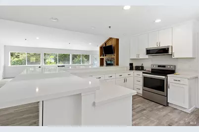 695 Cherry Creek Road, Cloverdale, CA 95425 - Photo 29