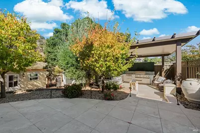 727 Bridle Ridge Drive, Fairfield, CA 94534 - Photo 85