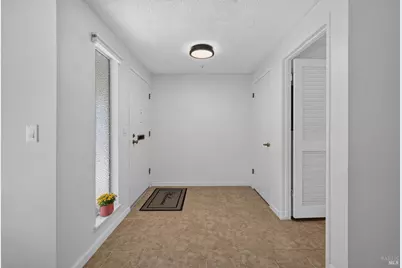 24 Aspen Meadows Circle, Santa Rosa, CA 95409 - Photo 5