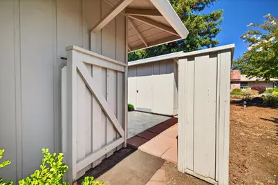 24 Aspen Meadows Circle, Santa Rosa, CA 95409 - Photo 27