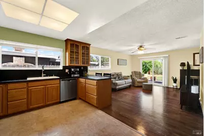 348 Adobe Drive, Vacaville, CA 95687 - Photo 15