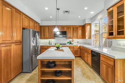 6375 Newhaven Lane, Vallejo, CA 94591 - Photo 19