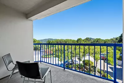 100 Thorndale Drive #245, San Rafael, CA 94903 - Photo 5