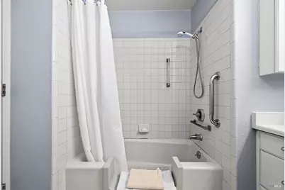 100 Thorndale Drive #245, San Rafael, CA 94903 - Photo 15