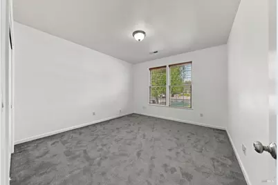 18094 Spyglass Road, Hidden Valley Lake, CA 95467 - Photo 17