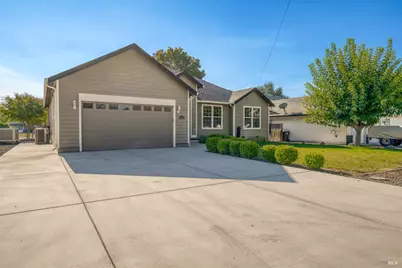 18094 Spyglass Road, Hidden Valley Lake, CA 95467 - Photo 3