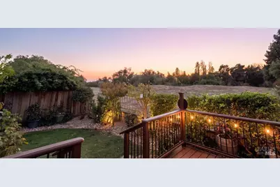 2010 Falcon Ridge Drive, Petaluma, CA 94954 - Photo 3