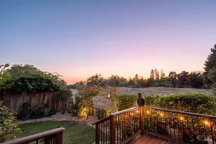 2010 Falcon Ridge Dr, Petaluma, CA 94954 - Photo 3