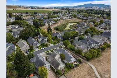 2010 Falcon Ridge Drive, Petaluma, CA 94954 - Photo 57
