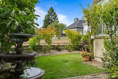 2010 Falcon Ridge Drive, Petaluma, CA 94954 - Photo 5