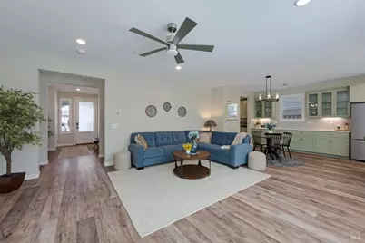 1653 Wildflower Way, Rohnert Park, CA 94928 - Photo 11