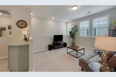 1653 Wildflower Way, Rohnert Park, CA 94928 - Photo 23