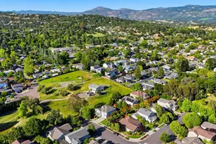 960 Capitola Dr, Napa, CA 94559 - Photo 59