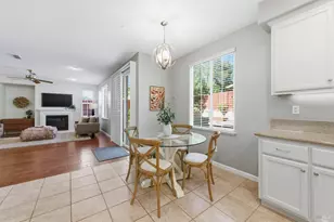 960 Capitola Dr, Napa, CA 94559 - Photo 17