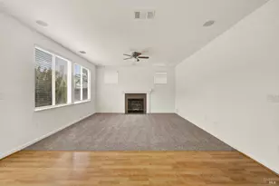 812 Purple Sage Dr, Vacaville, CA 95687 - Photo 11