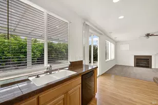812 Purple Sage Dr, Vacaville, CA 95687 - Photo 9