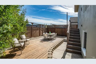 3050 Millsbrae Avenue, Oakland, CA 94605 - Photo 21