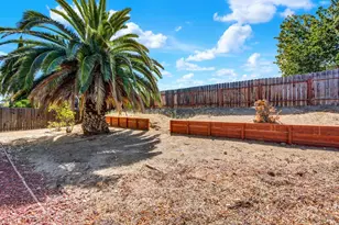 1424 Mondana Pl, Pittsburg, CA 94565 - Photo 41