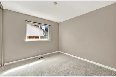 1424 Mondana Place, Pittsburg, CA 94565 - Photo 25