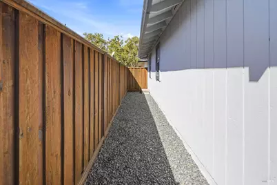 2044 Pinercrest Drive, Santa Rosa, CA 95403 - Photo 37