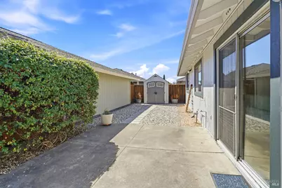 2044 Pinercrest Drive, Santa Rosa, CA 95403 - Photo 5