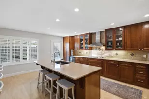518 Blue Ridge Ct, Vacaville, CA 95688 - Photo 9