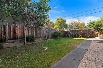 201 Triplett Drive, Cloverdale, CA 95425 - Photo 37