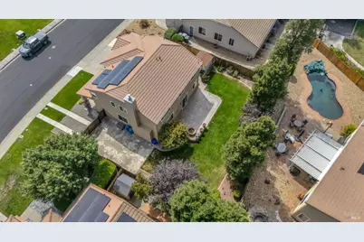 818 Summerbreeze Drive, Vacaville, CA 95687 - Photo 33