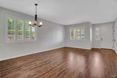 818 Summerbreeze Drive, Vacaville, CA 95687 - Photo 7