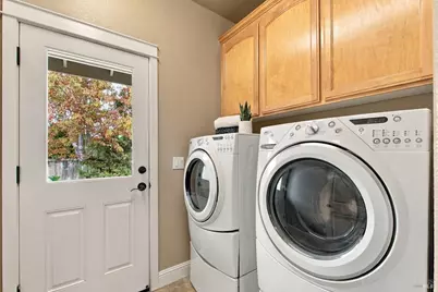 4712 Venti Lane, Santa Rosa, CA 95409 - Photo 21