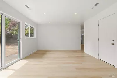 175 Chablis Way, Cloverdale, CA 95425 - Photo 9