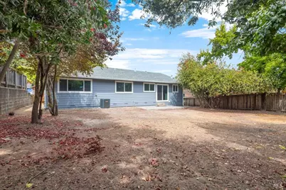 175 Chablis Way, Cloverdale, CA 95425 - Photo 31