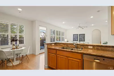 84 Pinheiro Circle, Novato, CA 94945 - Photo 15
