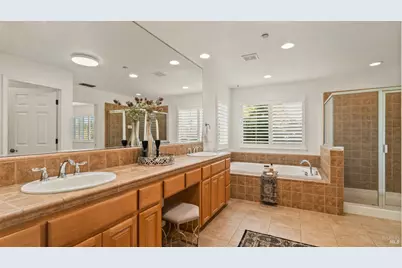 84 Pinheiro Circle, Novato, CA 94945 - Photo 29