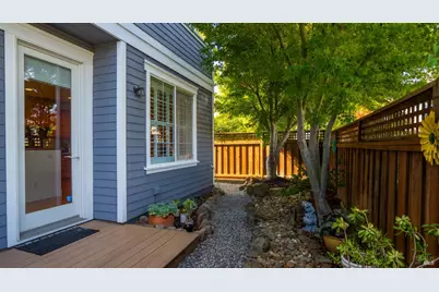 84 Pinheiro Circle, Novato, CA 94945 - Photo 43