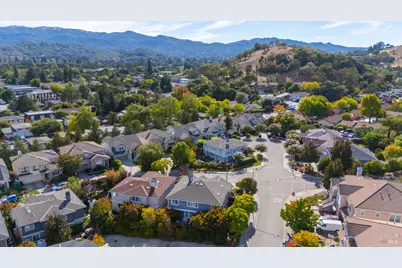 84 Pinheiro Circle, Novato, CA 94945 - Photo 49