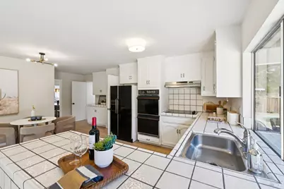 8 W Castlewood Drive, San Rafael, CA 94901 - Photo 27