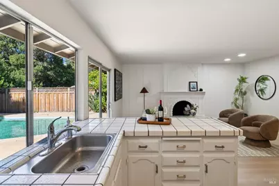 8 W Castlewood Drive, San Rafael, CA 94901 - Photo 25