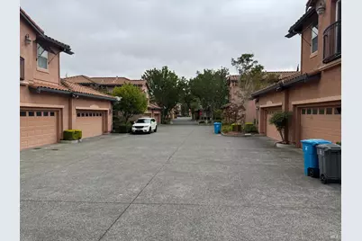 8417 Benavente Court, Vallejo, CA 94591 - Photo 5